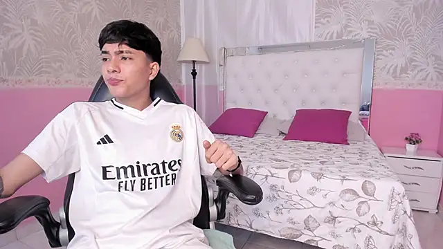 John Miles  online show from December 4, 2:24 pm