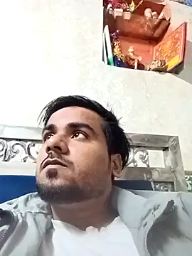 naughtyboyjii online show from January 13, 4:33 pm