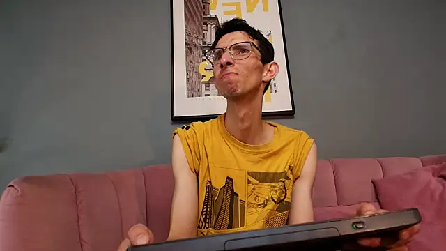 ZyroNight online show from December 1, 7:39 pm