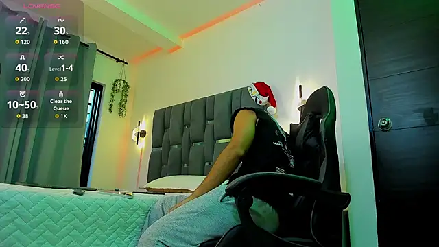 noah corvelle online show from December 3, 10:49 pm