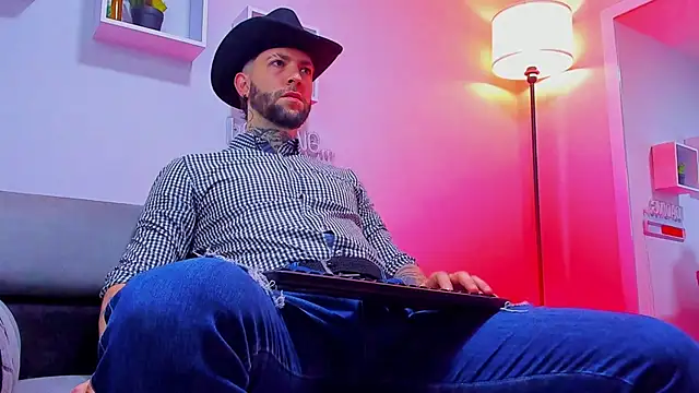 Supreme Alpha online show from November 18, 3:43 am