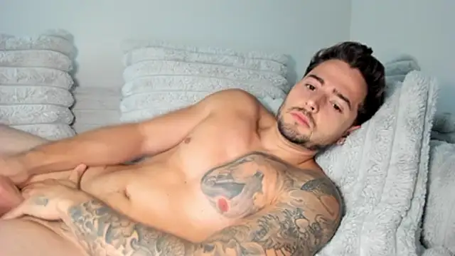 zaylanez online show from November 6, 6:44 pm