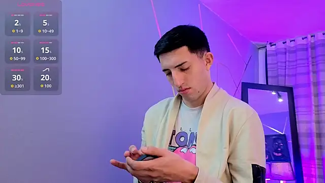 Un Sluttyy online show from December 18, 12:01 pm