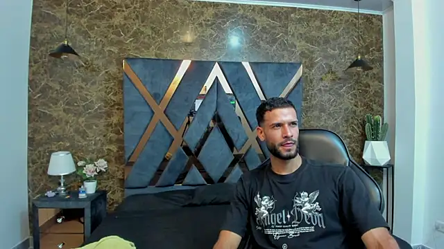 Jacob Benelli online show from February 9, 11:20 pm