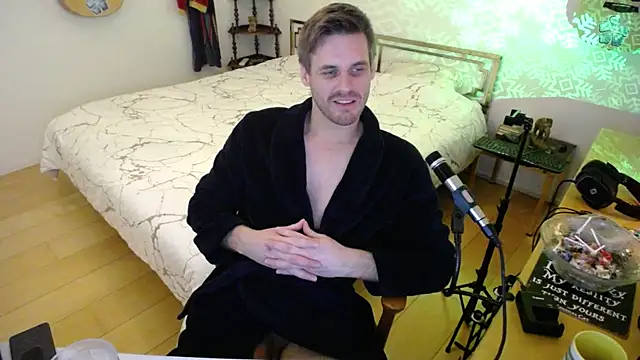 skatejocke online show from December 5, 10:39 pm