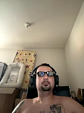 fellipeprina online show from November 12, 4:46 pm