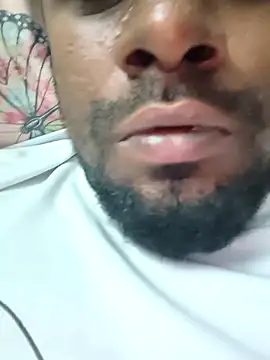 Touchmehotbitch online show from March 23, 11:43 pm