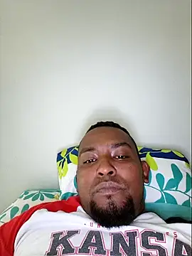 Geiner33 online show from December 2, 6:44 pm