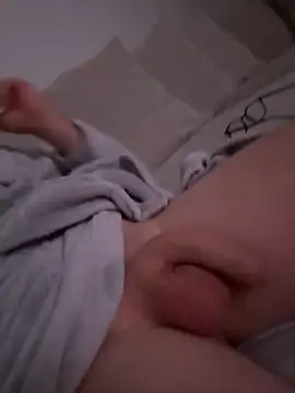 cumtoomuch25 online show from November 10, 7:30 pm