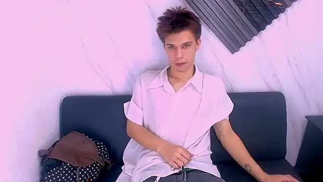 Liam York  online show from April 2, 7:05 am