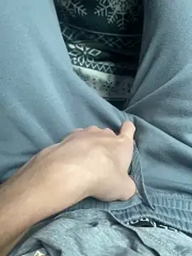 hot boy06 online show from December 16, 1:07 pm