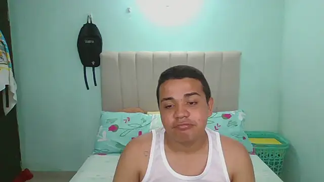 hot boyy11 online show from November 11, 5:34 am