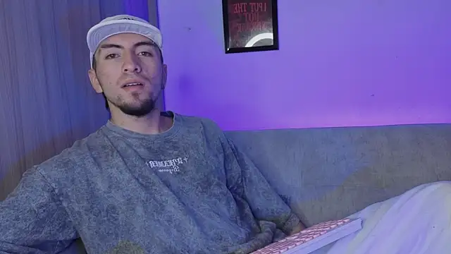 AresMassimoX online show from January 10, 2:21 pm