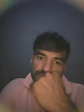 piggylatino online show from April 6, 6:03 am