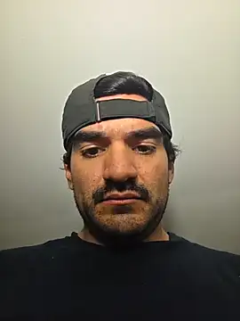 piggylatino online show from December 20, 5:14 am