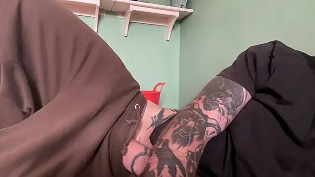 TattedUpSir online show from May 10, 1:12 pm