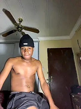 TriggaStar online show from November 15, 1:29 am