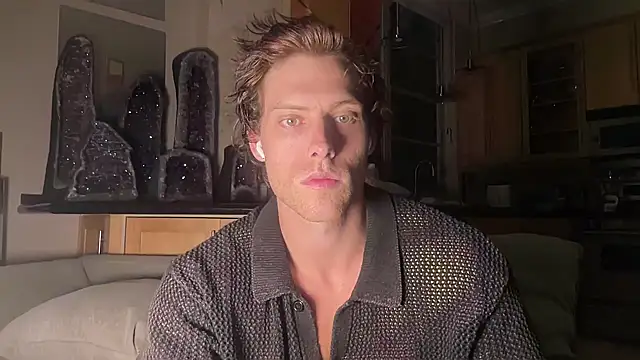 alex islivee online show from August 7, 1:56 am