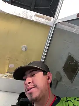 algila08 online show from March 7, 4:27 pm