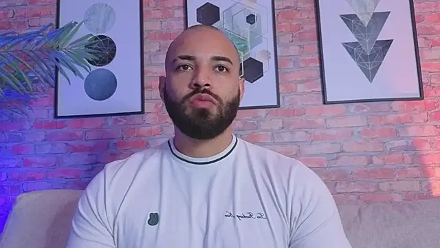 Chris Varden online show from April 14, 7:24 pm