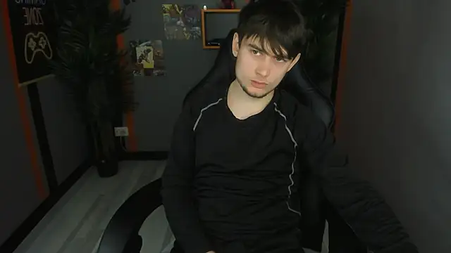 AlejandroEllias online show from February 19, 8:22 am