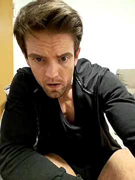 Mystery Mark online show from March 7, 9:56 pm