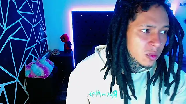 Zero-X9 online show from February 24, 9:37 pm