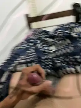 Loirodapicarosa online show from February 26, 5:09 am