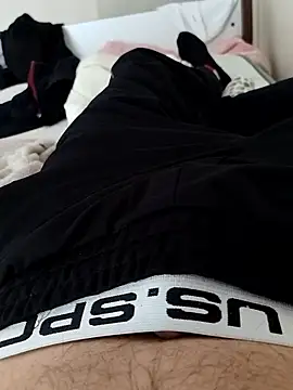 berkkderlerr online show from January 9, 11:26 am