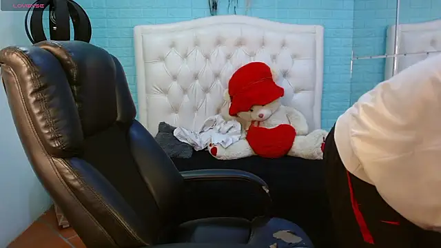 DraxBlade09 online show from February 26, 2:07 pm