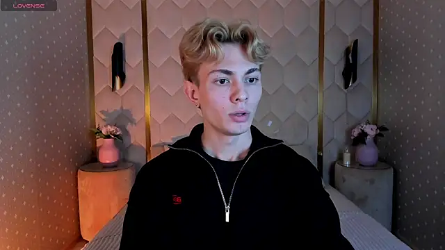 Even Vrot online show from December 18, 9:11 pm