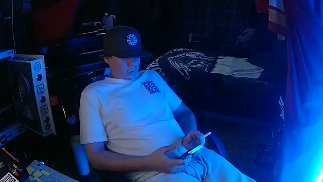 Bowerboi online show from November 30, 3:19 am