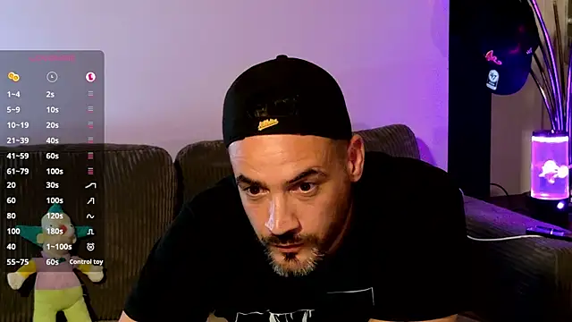 UnfilledOffal online show from August 9, 1:02 am
