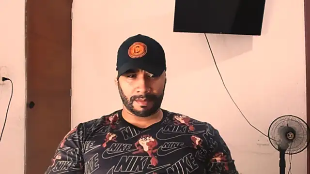 musclehetero online show from January 8, 9:20 pm