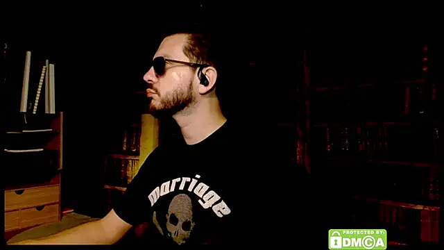 justshutupandwatch online show from January 7, 1:32 am