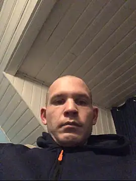 Spielzeugtwink online show from November 26, 12:24 am