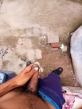 Eezxxx online show from February 22, 9:43 am