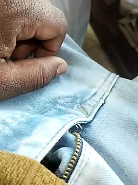 Roy   121 online show from February 23, 12:29 pm