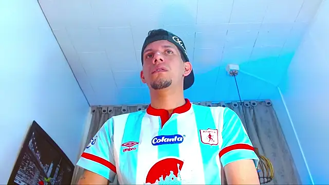 Sebastian Smith   online show from April 6, 11:33 am