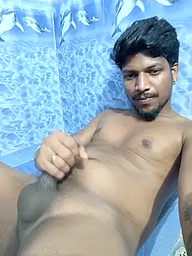 Handsome 09 online show from April 7, 9:15 pm