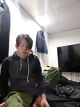 twtung tung online show from November 25, 8:55 pm