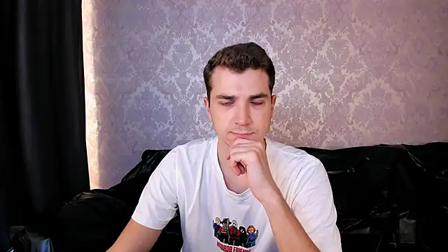 ThomasSmity online show from December 4, 7:32 pm