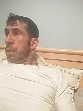 dura87 online show from March 25, 7:34 am