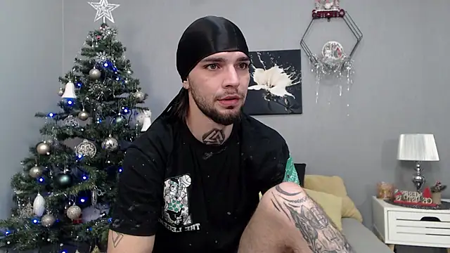 KaneHunter online show from December 18, 8:05 pm