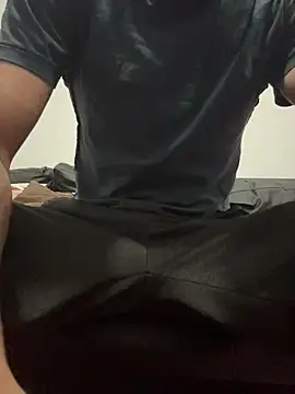 Davisuarez online show from February 26, 11:28 pm