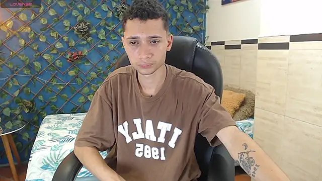 LucassSmith11 online show from April 9, 8:37 pm