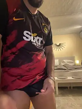 B7874 online show from December 1, 8:34 pm