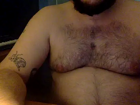 grizzlyspittybear online show from April 1, 12:23 am