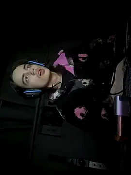 DkAuxier1 online show from December 5, 3:02 am