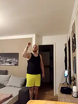 Chiemsee610 online show from April 7, 8:31 pm